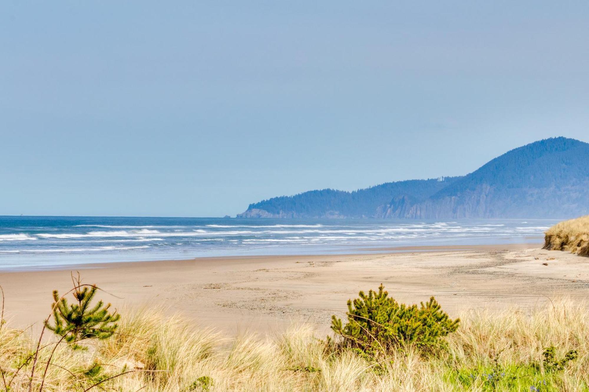 Getaway Oceanfront Lodging Rockaway Beach Ruang foto