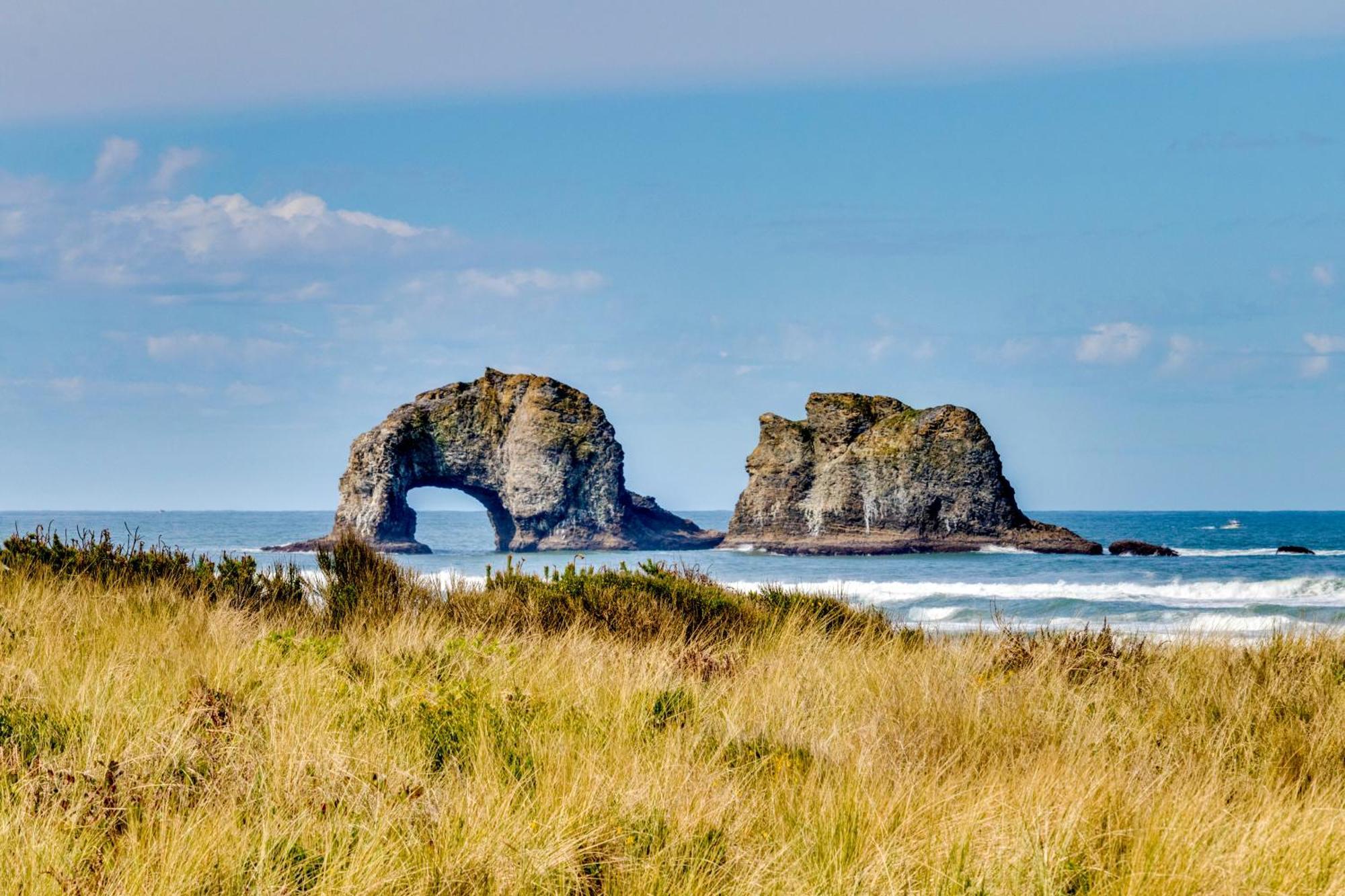 Getaway Oceanfront Lodging Rockaway Beach Ruang foto