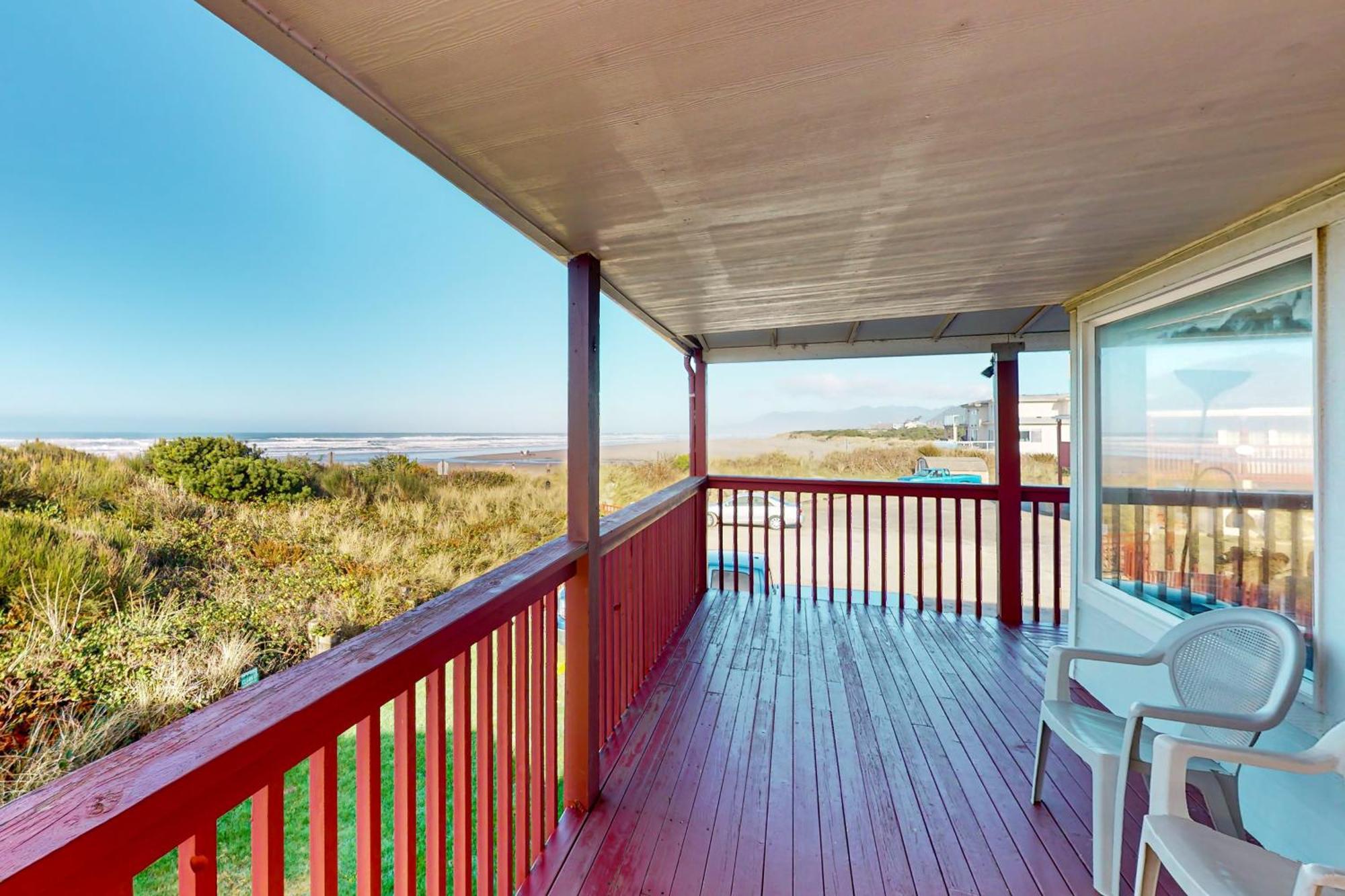 Getaway Oceanfront Lodging Rockaway Beach Bagian luar foto