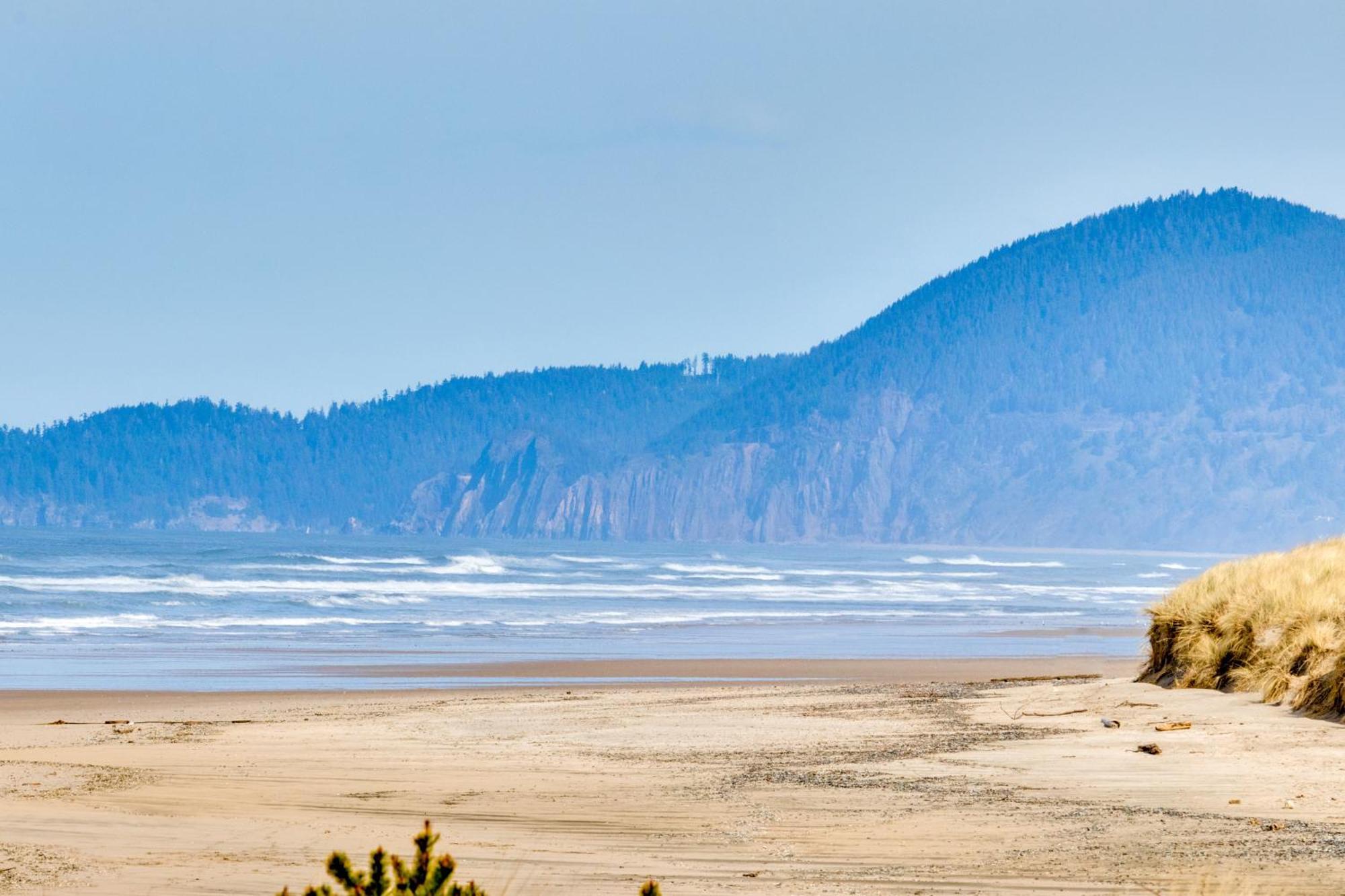 Getaway Oceanfront Lodging Rockaway Beach Bagian luar foto