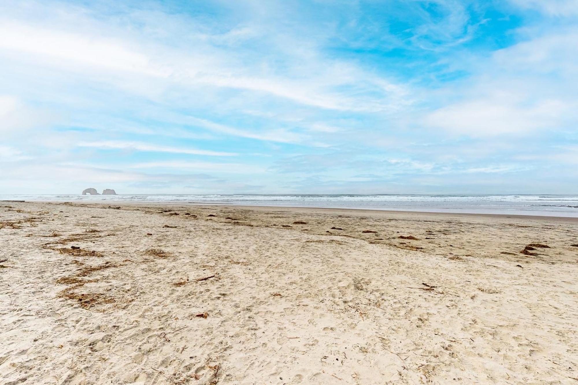 Getaway Oceanfront Lodging Rockaway Beach Ruang foto