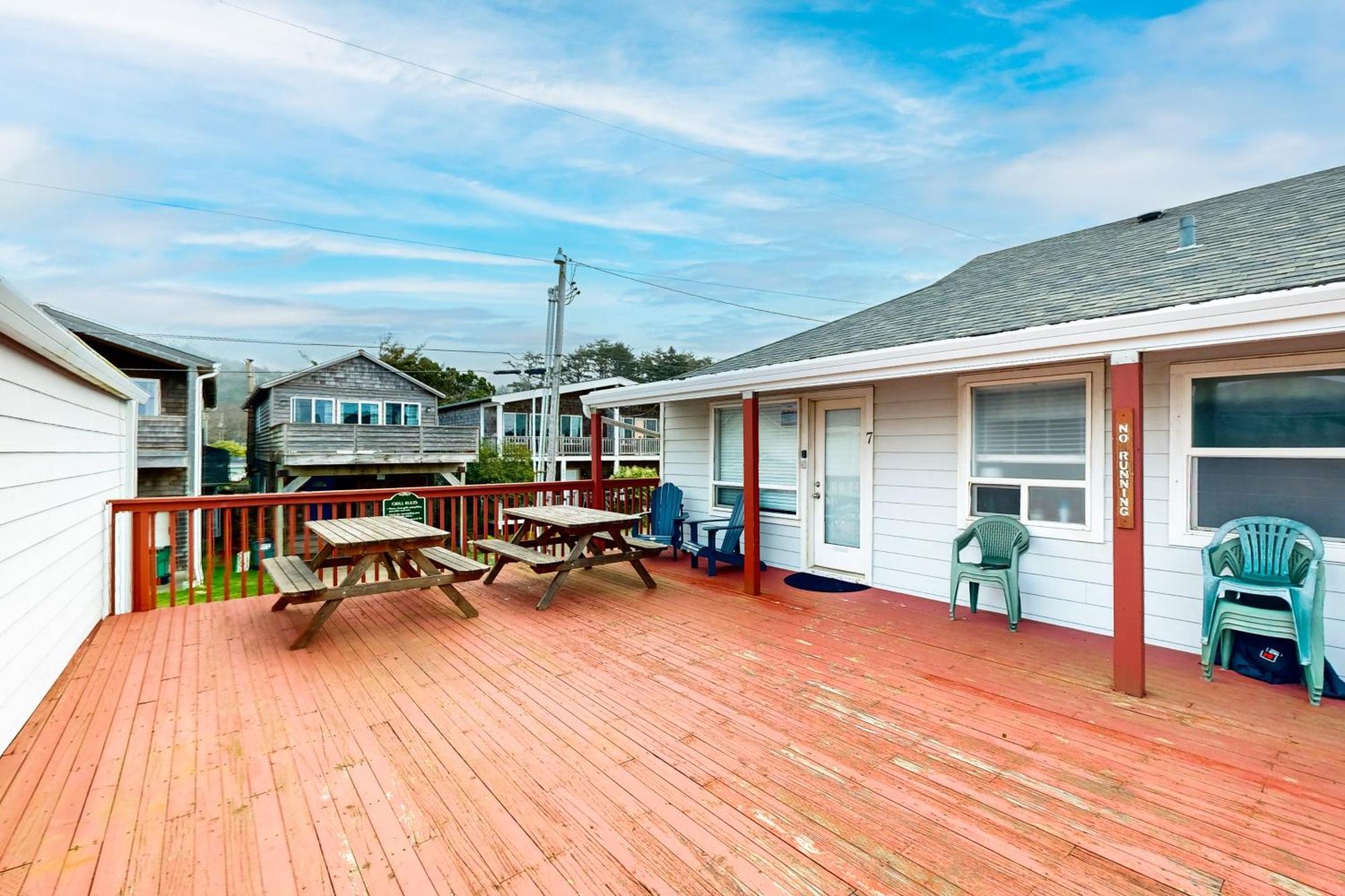 Getaway Oceanfront Lodging Rockaway Beach Ruang foto