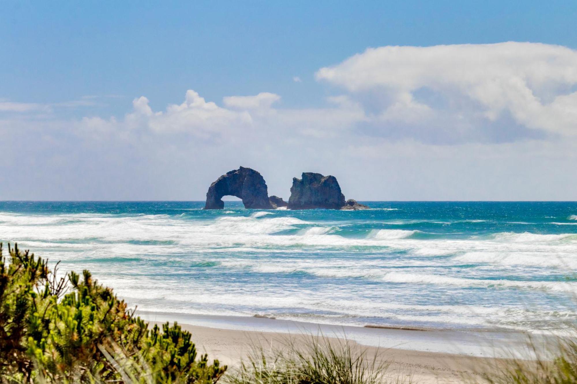 Getaway Oceanfront Lodging Rockaway Beach Ruang foto
